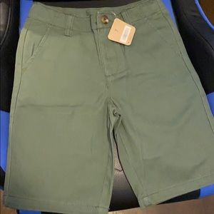 New Crazy 8 green dress/casual shorts size 7